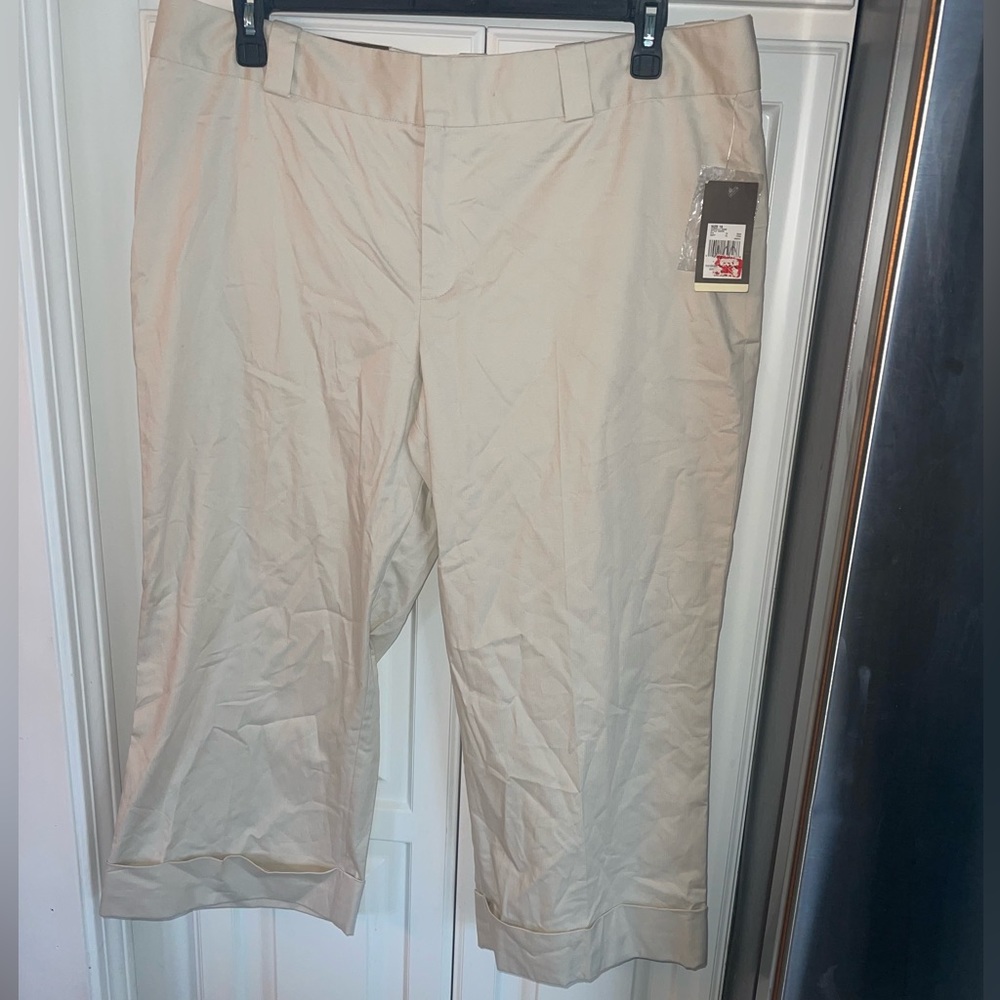 NWT Merona Cropped Cream Khaki Womens Pants Cuff Stretch Sz 18